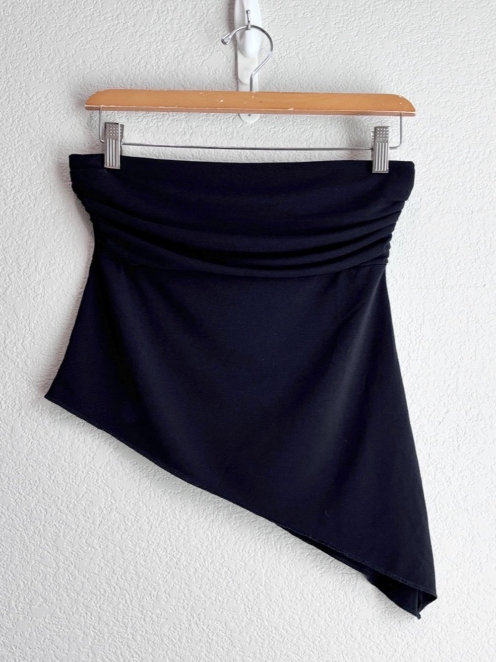 UO Y2K Tube Top Strapless Asymmetrical Black Tank Top Women’s Size Small